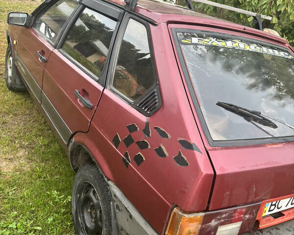 Красный ВАЗ 2109, объемом двигателя 1.5 л и пробегом 200 тыс. км за 800 $, фото 3 на Automoto.ua