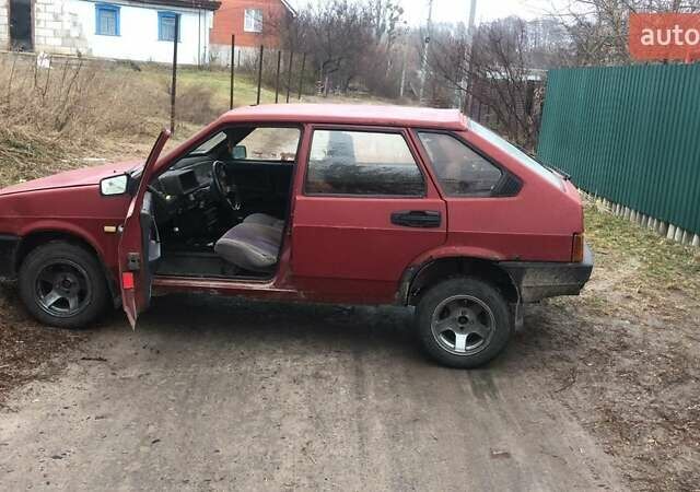 Красный ВАЗ 2109, объемом двигателя 1.3 л и пробегом 300 тыс. км за 850 $, фото 4 на Automoto.ua