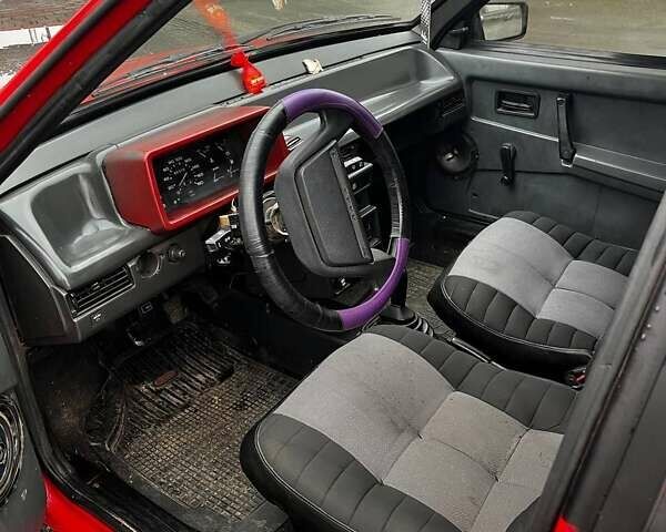 Червоний ВАЗ 2109, об'ємом двигуна 1.5 л та пробігом 663 тис. км за 943 $, фото 6 на Automoto.ua