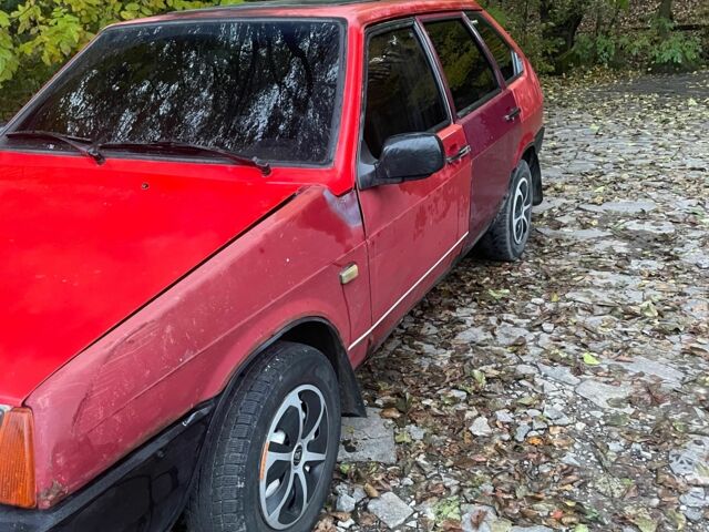 ВАЗ 2109 1989 в Перечине на Automoto.ua Красный ВАЗ 2109, объемом двигателя 1.3 л и пробегом 3 тыс. км за 600 $, фото 2 на Automoto.ua