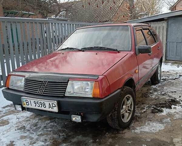 Красный ВАЗ 2109, объемом двигателя 1.5 л и пробегом 200 тыс. км за 1300 $, фото 1 на Automoto.ua