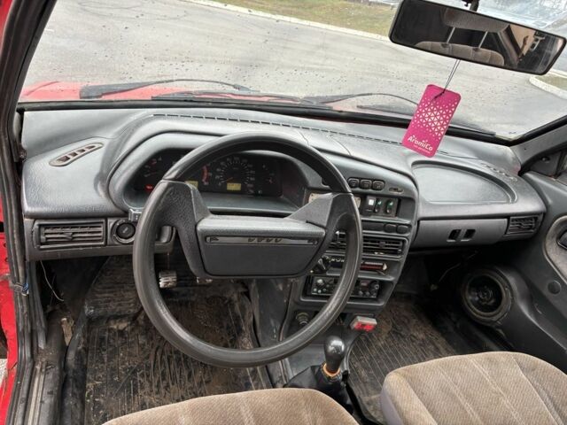 Красный ВАЗ 2109, объемом двигателя 1.3 л и пробегом 200 тыс. км за 650 $, фото 4 на Automoto.ua