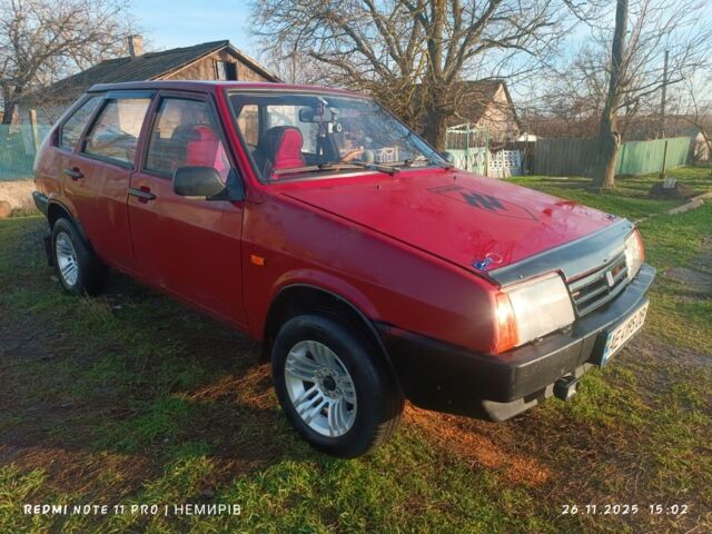 Красный ВАЗ 2109, объемом двигателя 1.5 л и пробегом 190 тыс. км за 827 $, фото 4 на Automoto.ua