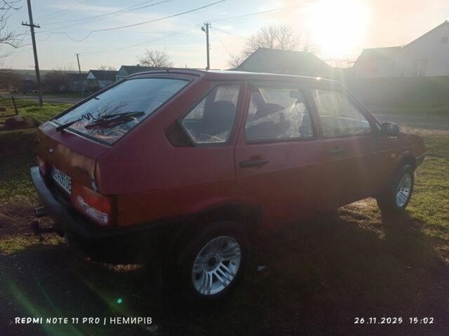 Красный ВАЗ 2109, объемом двигателя 1.5 л и пробегом 190 тыс. км за 827 $, фото 3 на Automoto.ua