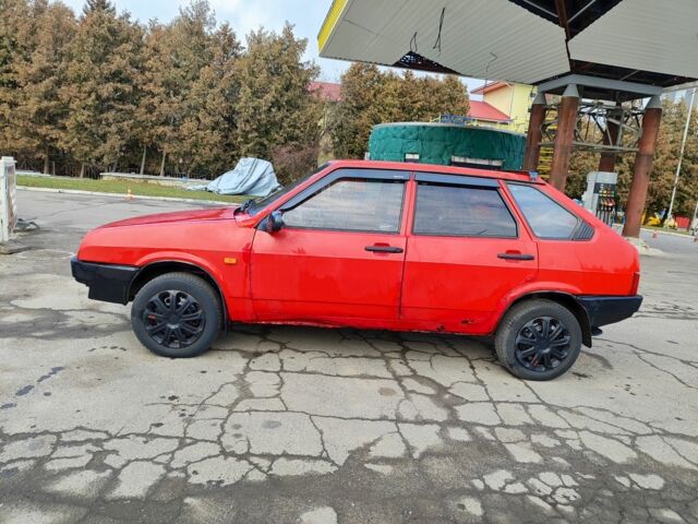 Красный ВАЗ 2109, объемом двигателя 1.5 л и пробегом 288 тыс. км за 850 $, фото 4 на Automoto.ua