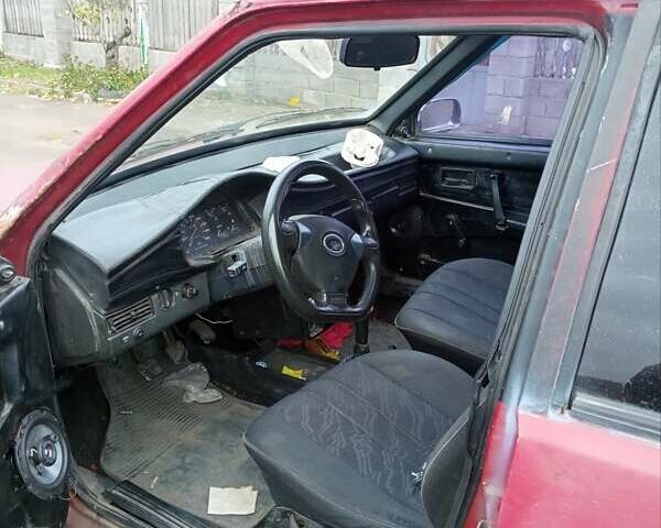 Красный ВАЗ 2109, объемом двигателя 1.5 л и пробегом 287 тыс. км за 900 $, фото 2 на Automoto.ua