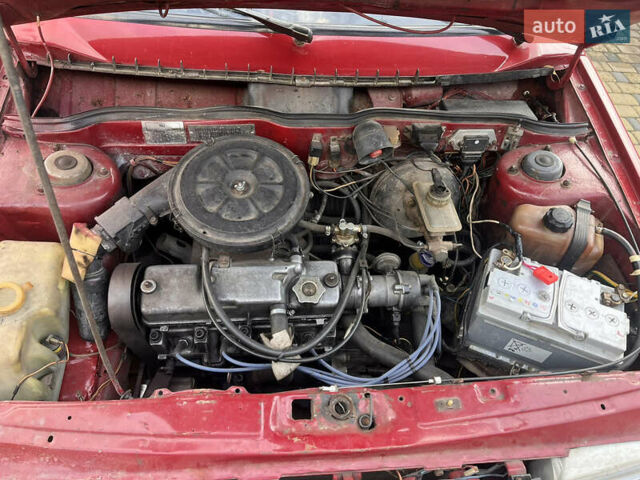 Красный ВАЗ 2109, объемом двигателя 1.3 л и пробегом 230 тыс. км за 950 $, фото 1 на Automoto.ua