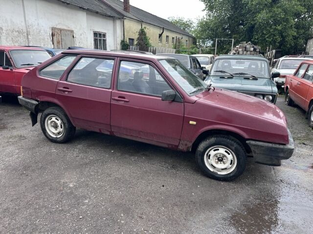 Красный ВАЗ 2109, объемом двигателя 0 л и пробегом 123 тыс. км за 650 $, фото 3 на Automoto.ua