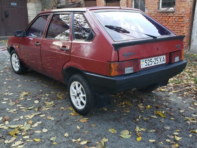 Красный ВАЗ 2109, объемом двигателя 1.5 л и пробегом 189 тыс. км за 1199 $, фото 5 на Automoto.ua