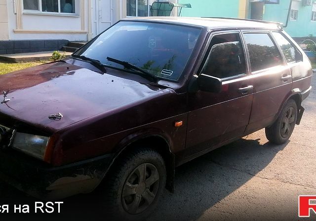 Красный ВАЗ 2109, объемом двигателя 1.6 л и пробегом 0 тыс. км за 1000 $, фото 5 на Automoto.ua