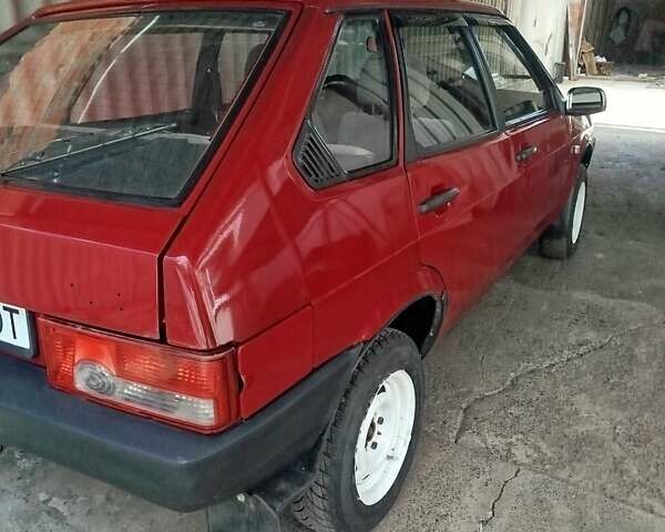Красный ВАЗ 2109, объемом двигателя 1.5 л и пробегом 200 тыс. км за 1808 $, фото 6 на Automoto.ua