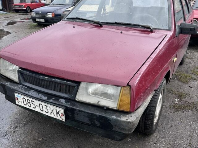 Красный ВАЗ 2109, объемом двигателя 0 л и пробегом 123 тыс. км за 650 $, фото 1 на Automoto.ua