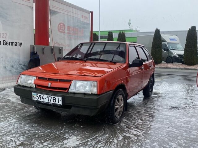Красный ВАЗ 2109, объемом двигателя 1.3 л и пробегом 5 тыс. км за 750 $, фото 1 на Automoto.ua