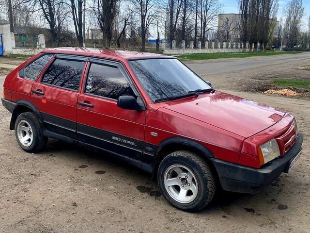 Красный ВАЗ 2109, объемом двигателя 1.3 л и пробегом 100 тыс. км за 1100 $, фото 4 на Automoto.ua