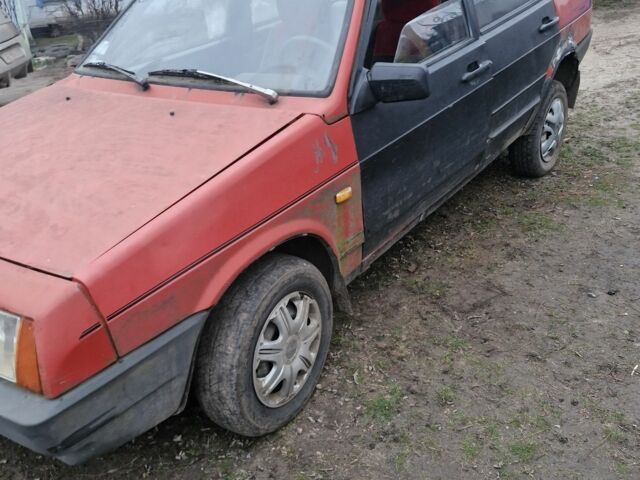 Красный ВАЗ 2109, объемом двигателя 1.3 л и пробегом 50 тыс. км за 473 $, фото 6 на Automoto.ua