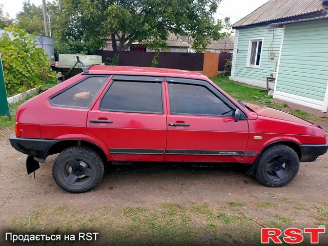 Красный ВАЗ 2109, объемом двигателя 1.3 л и пробегом 0 тыс. км за 1100 $, фото 1 на Automoto.ua