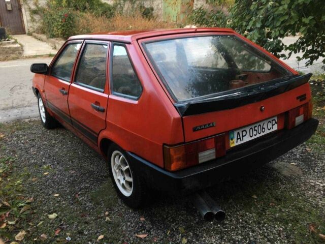 Красный ВАЗ 2109, объемом двигателя 1.5 л и пробегом 666 тыс. км за 699 $, фото 3 на Automoto.ua