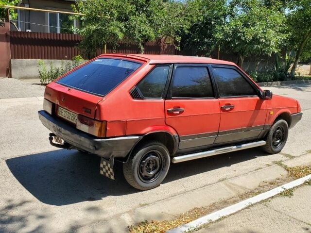 Красный ВАЗ 2109, объемом двигателя 1.3 л и пробегом 200 тыс. км за 750 $, фото 1 на Automoto.ua