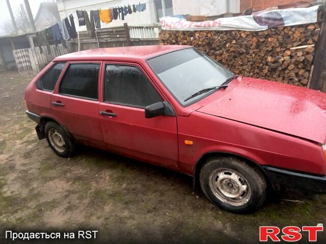 Красный ВАЗ 2109, объемом двигателя 1.6 л и пробегом 258 тыс. км за 700 $, фото 3 на Automoto.ua