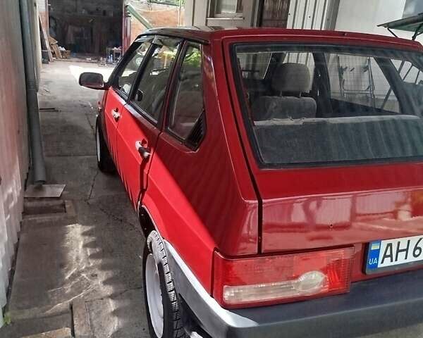 Красный ВАЗ 2109, объемом двигателя 1.5 л и пробегом 200 тыс. км за 1693 $, фото 2 на Automoto.ua