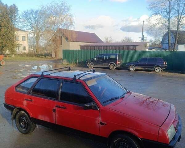 Красный ВАЗ 2109, объемом двигателя 1.3 л и пробегом 70 тыс. км за 450 $, фото 1 на Automoto.ua
