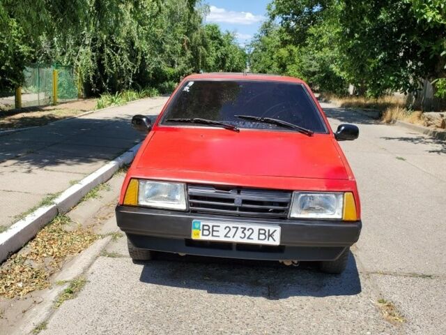 Красный ВАЗ 2109, объемом двигателя 1.3 л и пробегом 200 тыс. км за 750 $, фото 4 на Automoto.ua