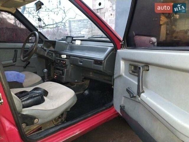 Червоний ВАЗ 2109, об'ємом двигуна 1.5 л та пробігом 186 тис. км за 1183 $, фото 2 на Automoto.ua