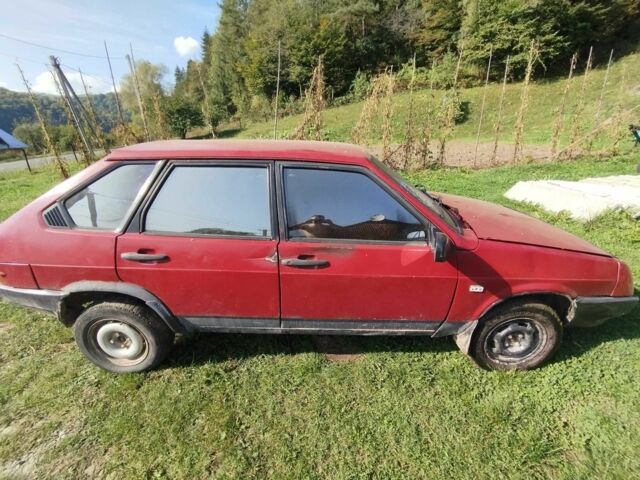 Красный ВАЗ 2109, объемом двигателя 1.3 л и пробегом 100 тыс. км за 500 $, фото 3 на Automoto.ua