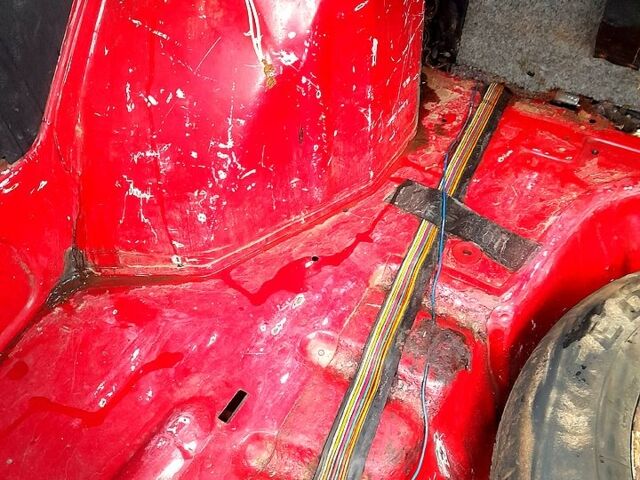 Червоний ВАЗ 2109, об'ємом двигуна 1.3 л та пробігом 71 тис. км за 870 $, фото 11 на Automoto.ua