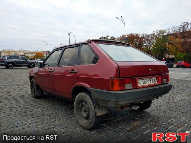 Красный ВАЗ 2109, объемом двигателя 1.5 л и пробегом 215 тыс. км за 1000 $, фото 2 на Automoto.ua