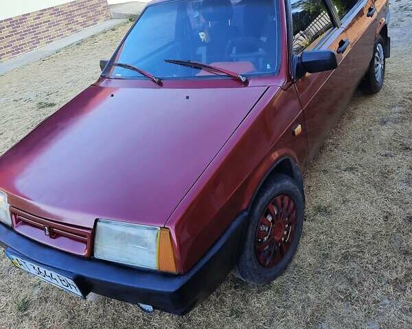 Красный ВАЗ 2109, объемом двигателя 1.3 л и пробегом 999 тыс. км за 1000 $, фото 6 на Automoto.ua