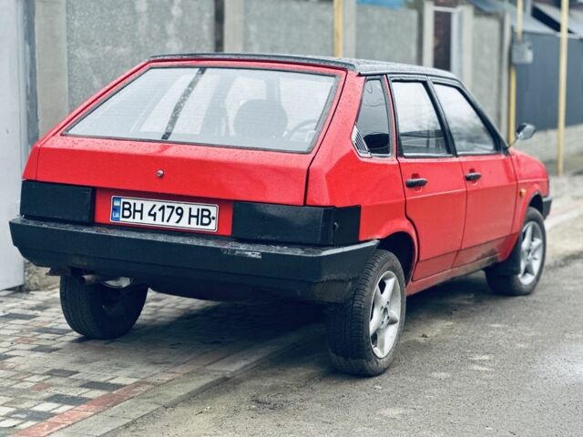 Красный ВАЗ 2109, объемом двигателя 1.3 л и пробегом 950 тыс. км за 1100 $, фото 1 на Automoto.ua