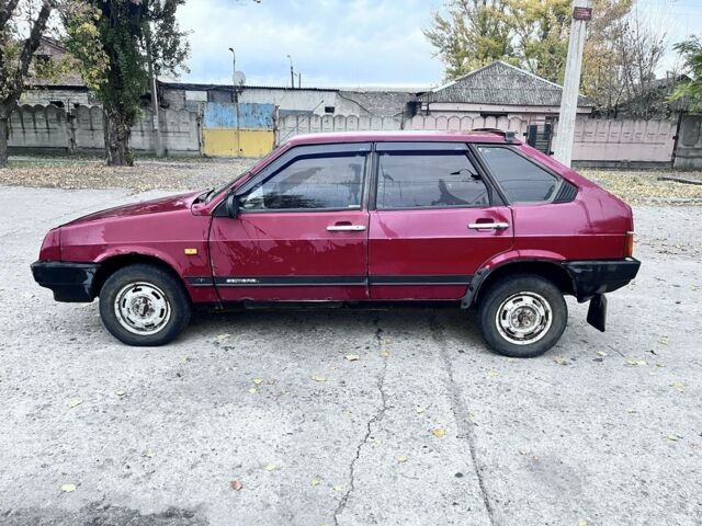 Красный ВАЗ 2109, объемом двигателя 1.3 л и пробегом 10 тыс. км за 800 $, фото 1 на Automoto.ua