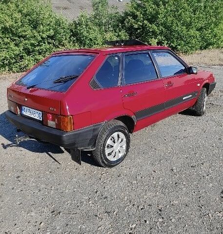 Красный ВАЗ 2109, объемом двигателя 1.5 л и пробегом 2 тыс. км за 1500 $, фото 2 на Automoto.ua