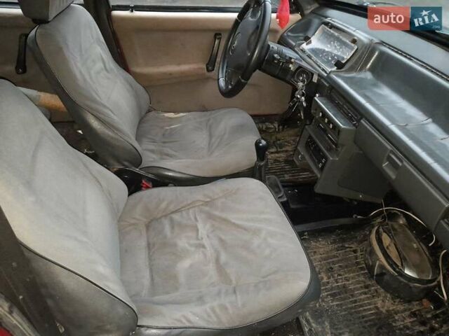 Червоний ВАЗ 2109, об'ємом двигуна 1.5 л та пробігом 50 тис. км за 591 $, фото 9 на Automoto.ua