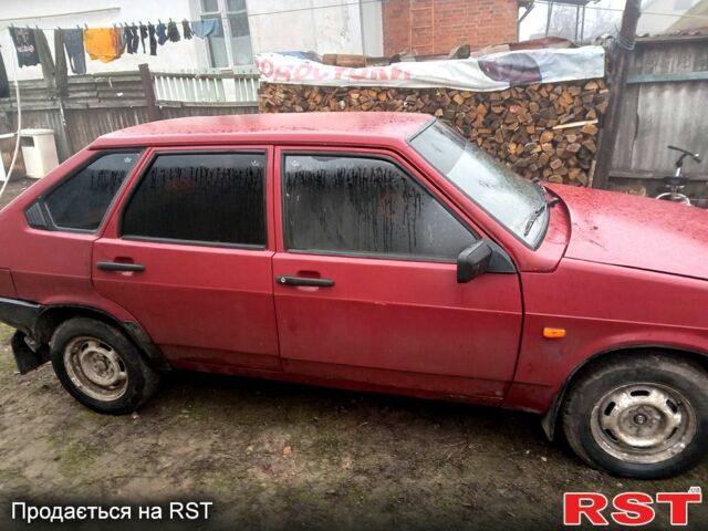 Красный ВАЗ 2109, объемом двигателя 1.6 л и пробегом 258 тыс. км за 700 $, фото 2 на Automoto.ua