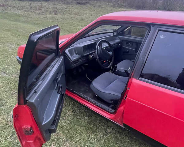 Красный ВАЗ 2109, объемом двигателя 1.3 л и пробегом 300 тыс. км за 1000 $, фото 8 на Automoto.ua