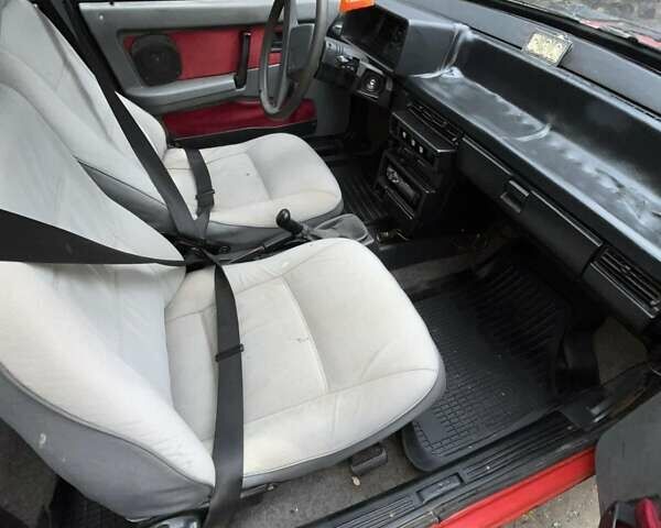 Красный ВАЗ 2109, объемом двигателя 1.29 л и пробегом 48 тыс. км за 700 $, фото 2 на Automoto.ua
