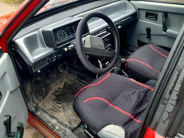 Красный ВАЗ 2109, объемом двигателя 1.3 л и пробегом 71 тыс. км за 870 $, фото 3 на Automoto.ua