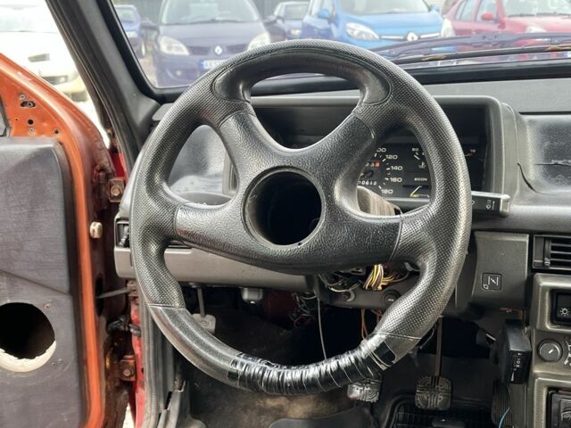 Красный ВАЗ 2109, объемом двигателя 1.3 л и пробегом 230 тыс. км за 550 $, фото 13 на Automoto.ua