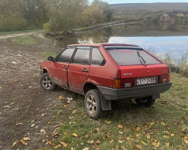 Красный ВАЗ 2109, объемом двигателя 1.5 л и пробегом 120 тыс. км за 648 $, фото 2 на Automoto.ua