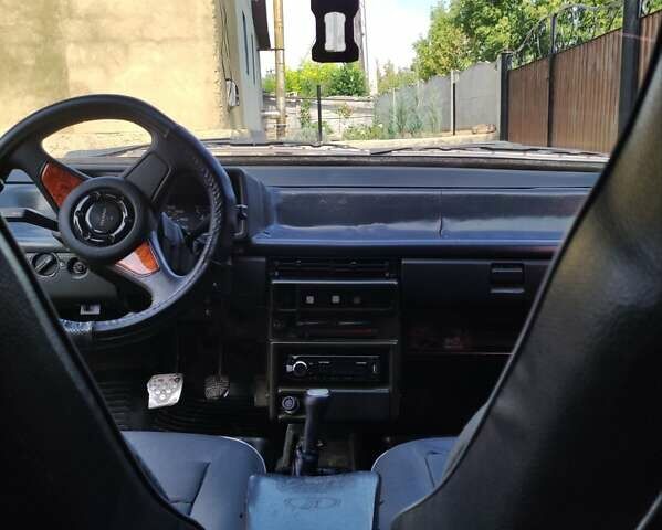 Красный ВАЗ 2109, объемом двигателя 1.3 л и пробегом 260 тыс. км за 800 $, фото 2 на Automoto.ua