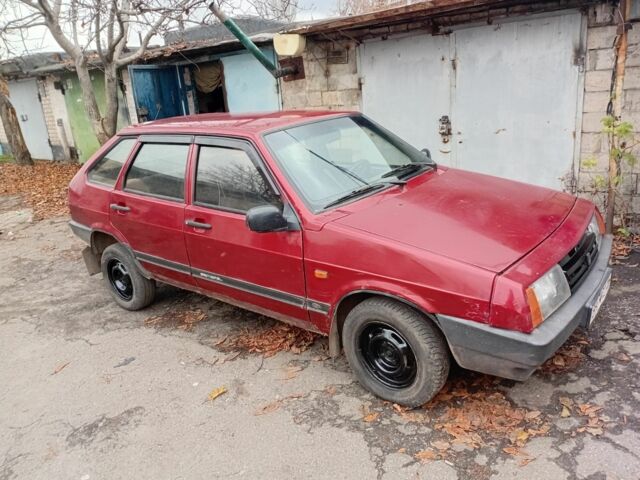 Красный ВАЗ 2109, объемом двигателя 0 л и пробегом 350 тыс. км за 714 $, фото 2 на Automoto.ua