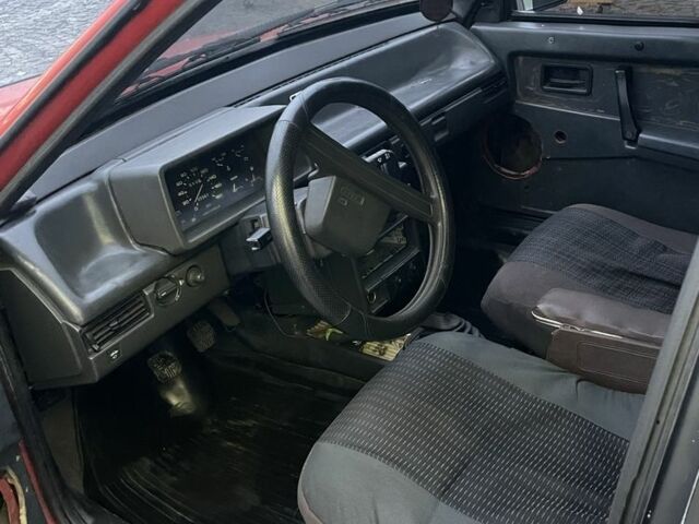 Красный ВАЗ 2109, объемом двигателя 1.3 л и пробегом 3 тыс. км за 1100 $, фото 5 на Automoto.ua