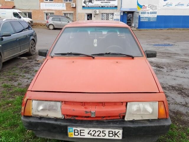 Красный ВАЗ 2109, объемом двигателя 1.3 л и пробегом 130 тыс. км за 757 $, фото 2 на Automoto.ua