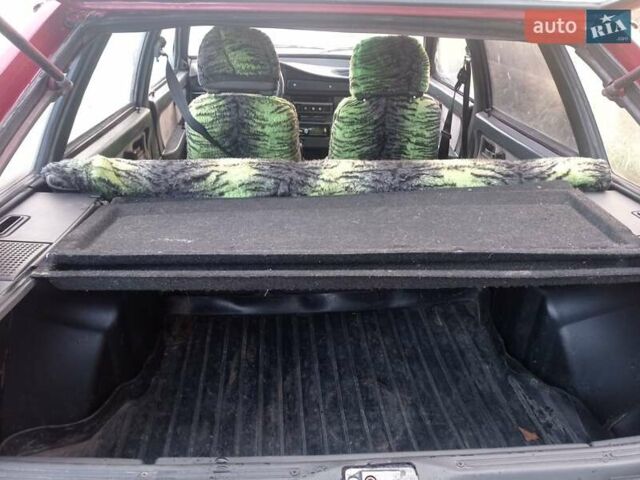 Красный ВАЗ 2109, объемом двигателя 1.3 л и пробегом 90 тыс. км за 750 $, фото 8 на Automoto.ua