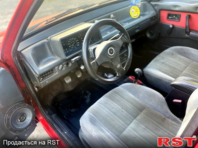 Красный ВАЗ 2109, объемом двигателя 1.3 л и пробегом 0 тыс. км за 580 $, фото 5 на Automoto.ua