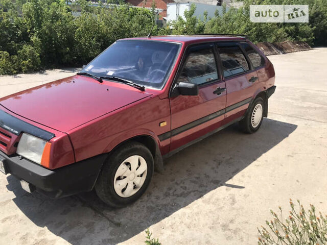 Красный ВАЗ 2109, объемом двигателя 1.3 л и пробегом 299 тыс. км за 1250 $, фото 7 на Automoto.ua