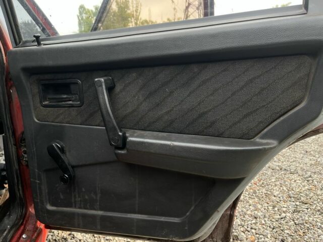 Красный ВАЗ 2109, объемом двигателя 1.3 л и пробегом 230 тыс. км за 550 $, фото 16 на Automoto.ua