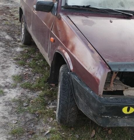 Красный ВАЗ 2109, объемом двигателя 1.5 л и пробегом 86 тыс. км за 403 $, фото 4 на Automoto.ua